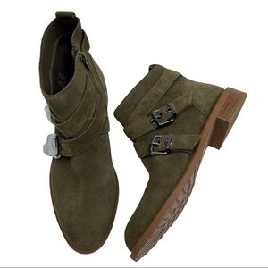 Bleecker and Bond Kelsey ankle boots size 8.5